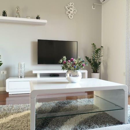 Ferienwohnung Cornial Pula Exterior foto