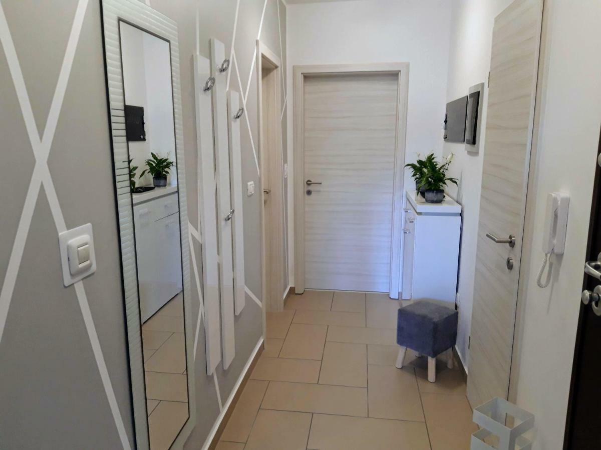Ferienwohnung Cornial Pula Exterior foto